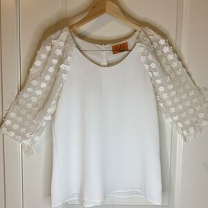 Voom by Joy Han Vintage white blouse with chiffon sleeves with floral appliqué M